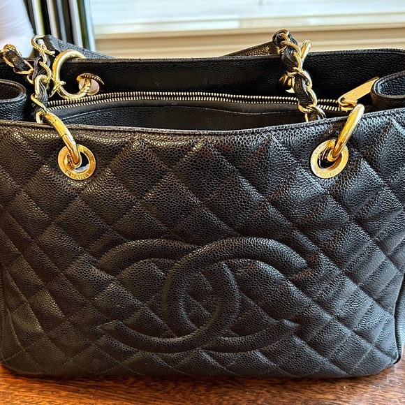 Chanel GST - Picture 1 of 9